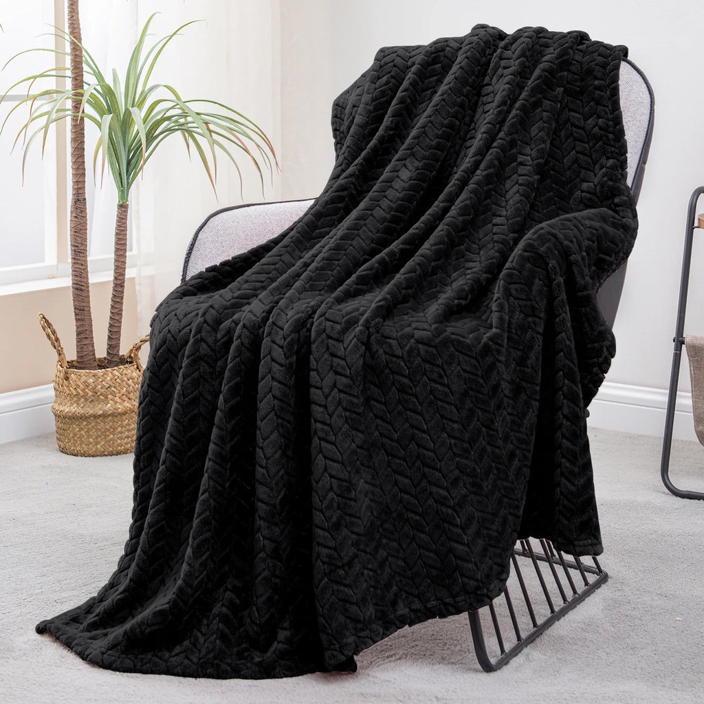 Large Flannel Fleece Throw Blanket, Jacquard Weave Leaves Pattern (50" X 70", Black)
